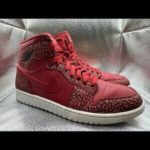 RARE 🚀 Size 11.5 - Nike Air Jordan‎ 1 One Retro High Red Elephant 839115-600